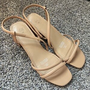 H&M tan heels
